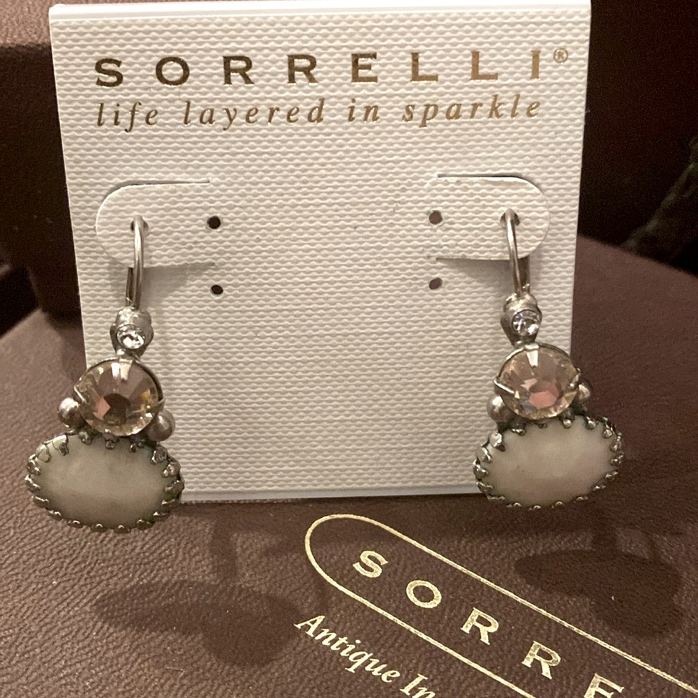 Sorrelli Jewelry Snow Bunny Dangle Earrings (white & pink/antique silver)